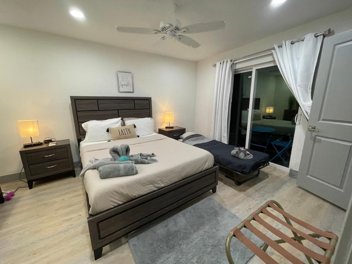 Modern Santorini Suite Houston Nrg Tmc Luxurious Walkable מראה חיצוני תמונה